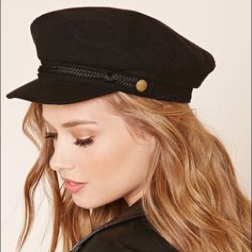 NWOT Forever 21 Black Baker Boy Cap